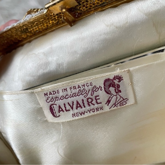 Calvaire New York Vintage Ivory Beaded Gold Hardware Small Evening Bag Pouchette - Picture 10 of 12